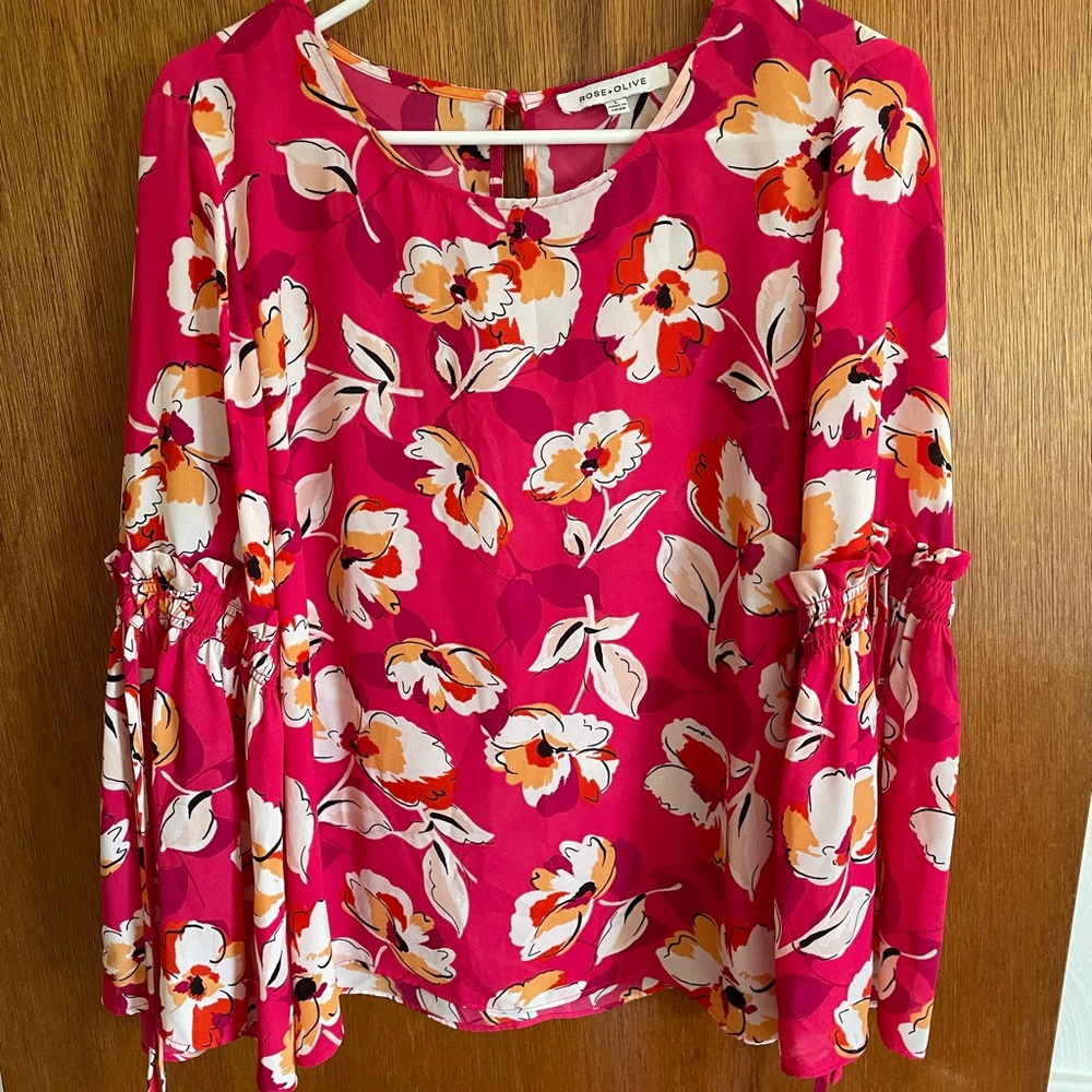 Pink floral blouse with flowers sleeves, Rose & Olive